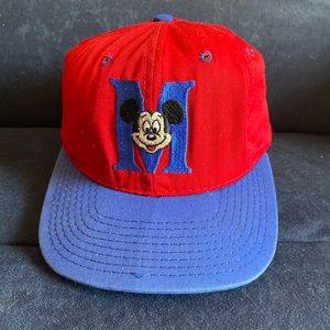 Mickey Mouse red Disney hat vintage